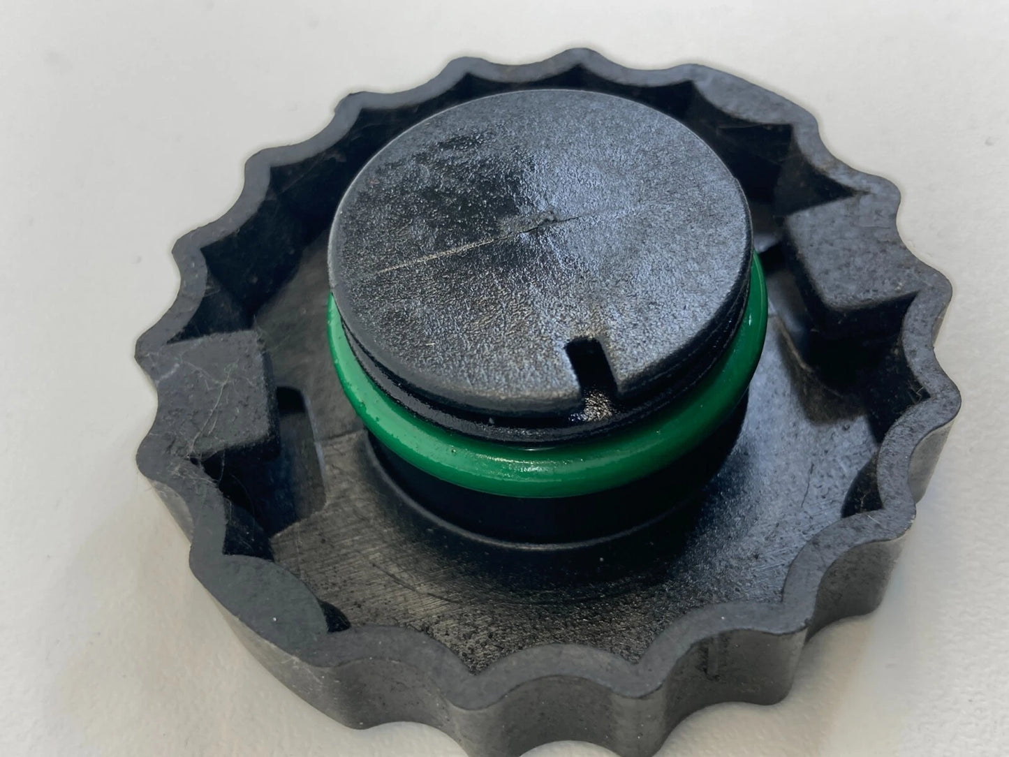 2009 2010 Dodge Journey 2.4L Power Steering Fluid Reservoir Tank Cap OEM