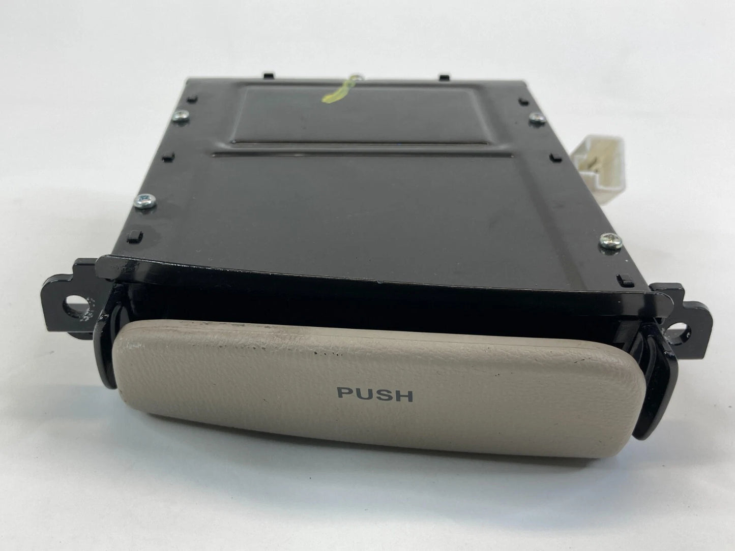 2006-2008 HYUNDAI SONATA SEDAN DASH ASHTRAY ASH TRAY HOUSING POCKET 845503K000