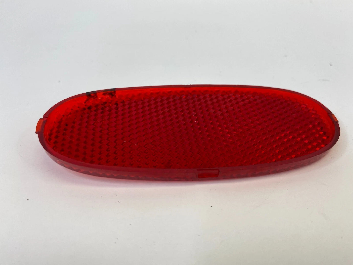 2007-2011 CHEVROLET AVEO LS SEDAN FRONT RIGHT PASSENGER DOOR REFLECTOR LENS OEM