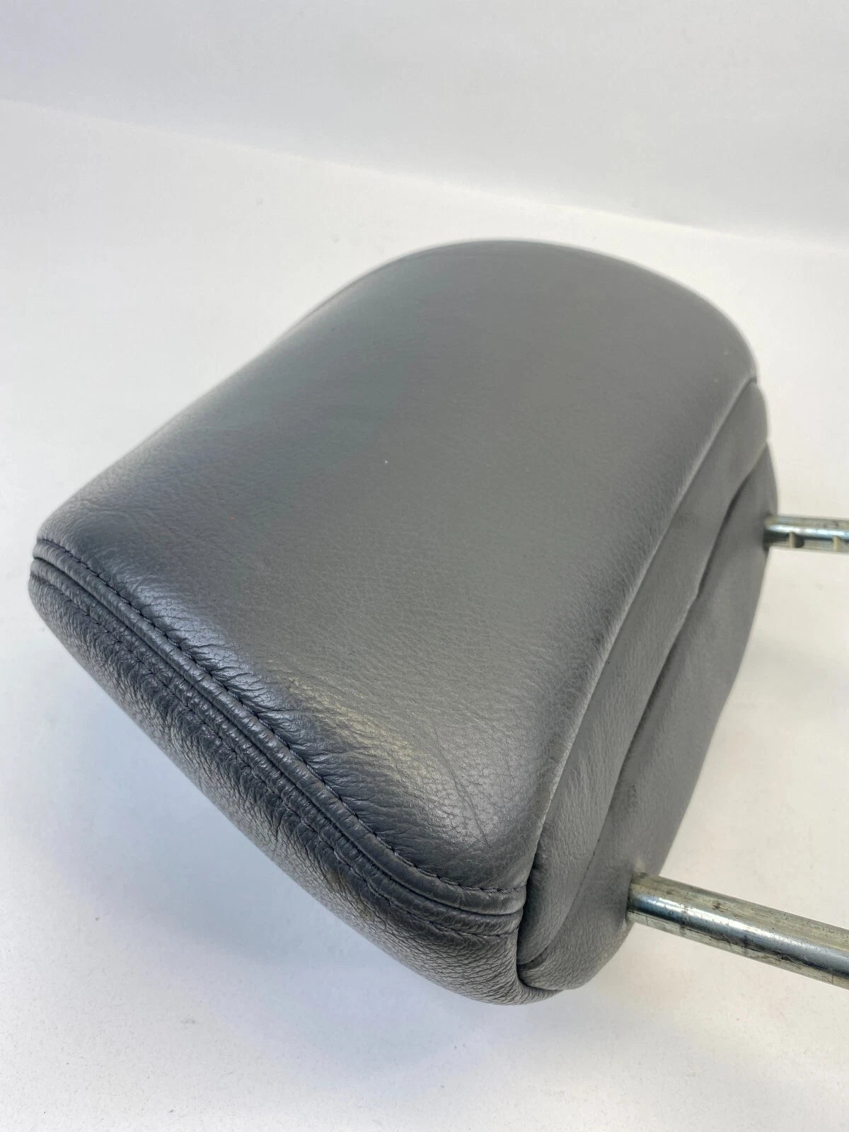 2005-2007 HONDA ODYSSEY FRONT RIGHT PASSENGER SEAT HEADREST HEAD REST OEM