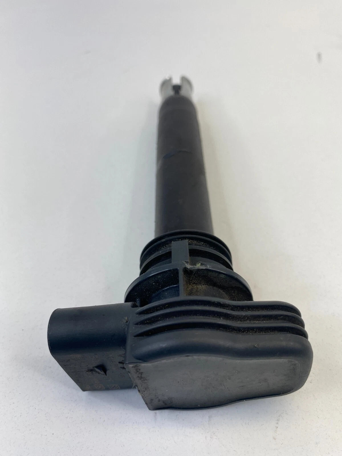 2006-2014 VOLKSWAGEN PASSAT 05-18 VW JETTA 2.0L IGNITION COIL 06H-905-115 OEM