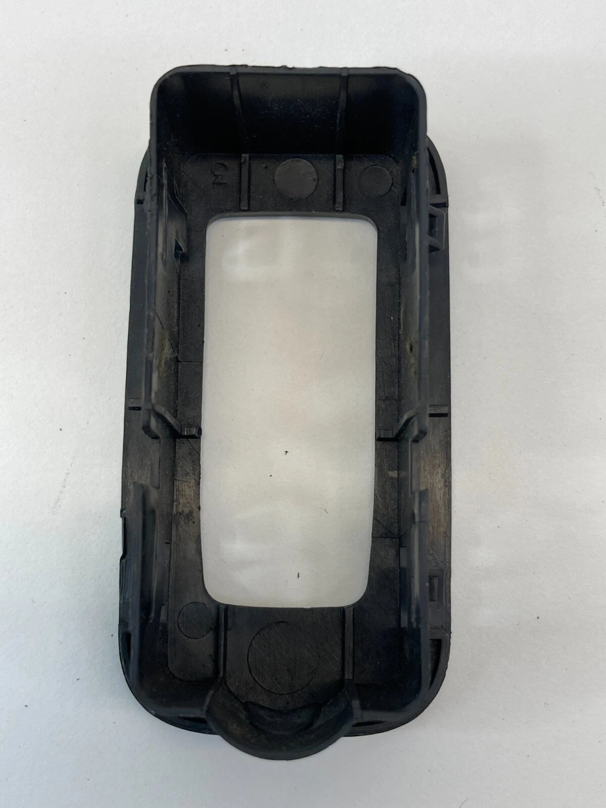 2008-2010 CHRYSLER 300 REAR RIGHT SIDE DOOR POWER WINDOW SWITCH TRIM BEZEL OEM