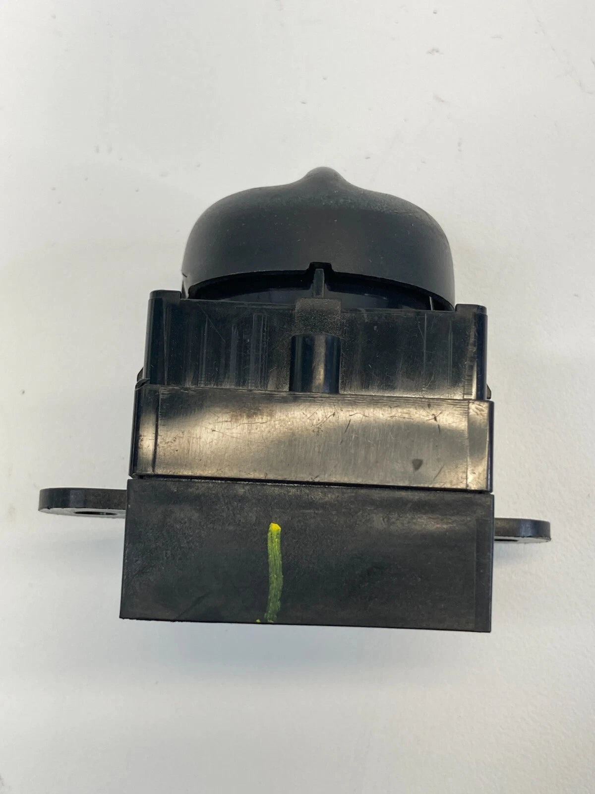 2006-2008 PONTIAC GRAND PRIX FRONT LEFT DRIVER SIDE SEAT LUMBAR CONTROL SWITCH
