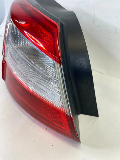 2012-2014 FORD FOCUS SEDAN LEFT DRIVER SIDE OUTER TAILLIGHT LAMP ASSEMBLY OEM