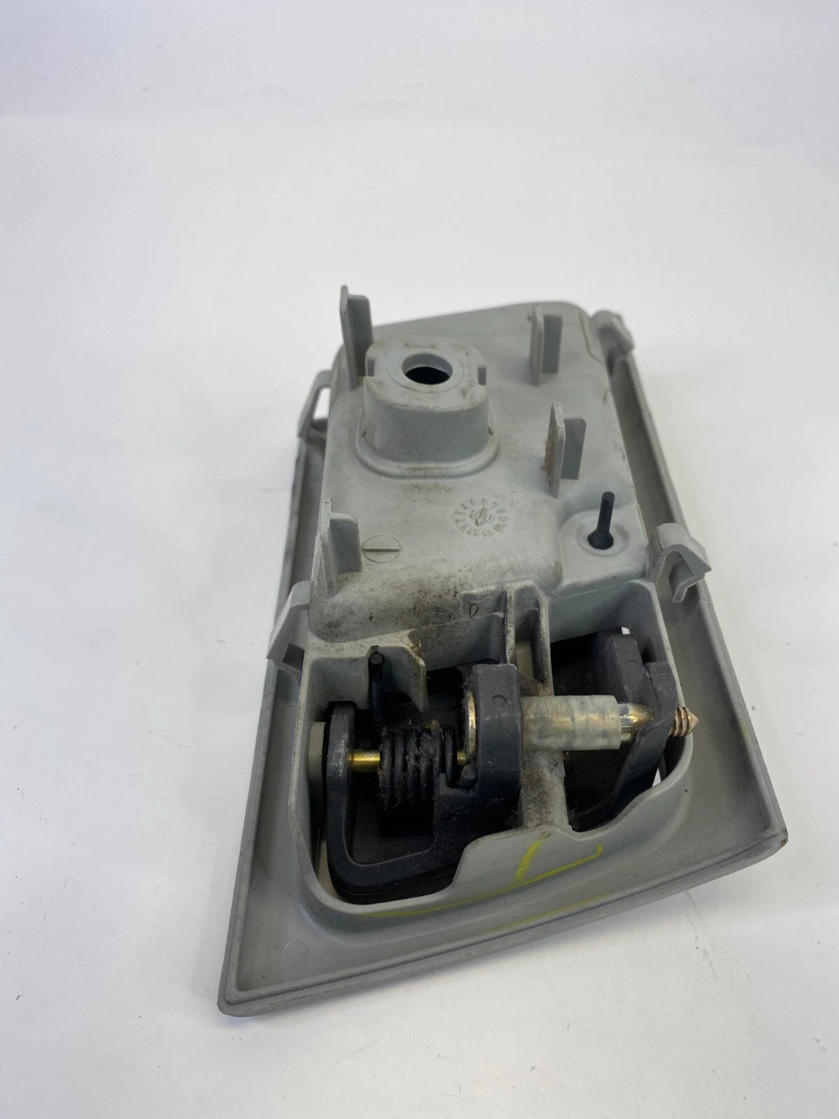 03-05 FORD CROWN VICTORIA FRONT RIGHT INTERIOR INNER DOOR HANDLE 3W73-54224A52