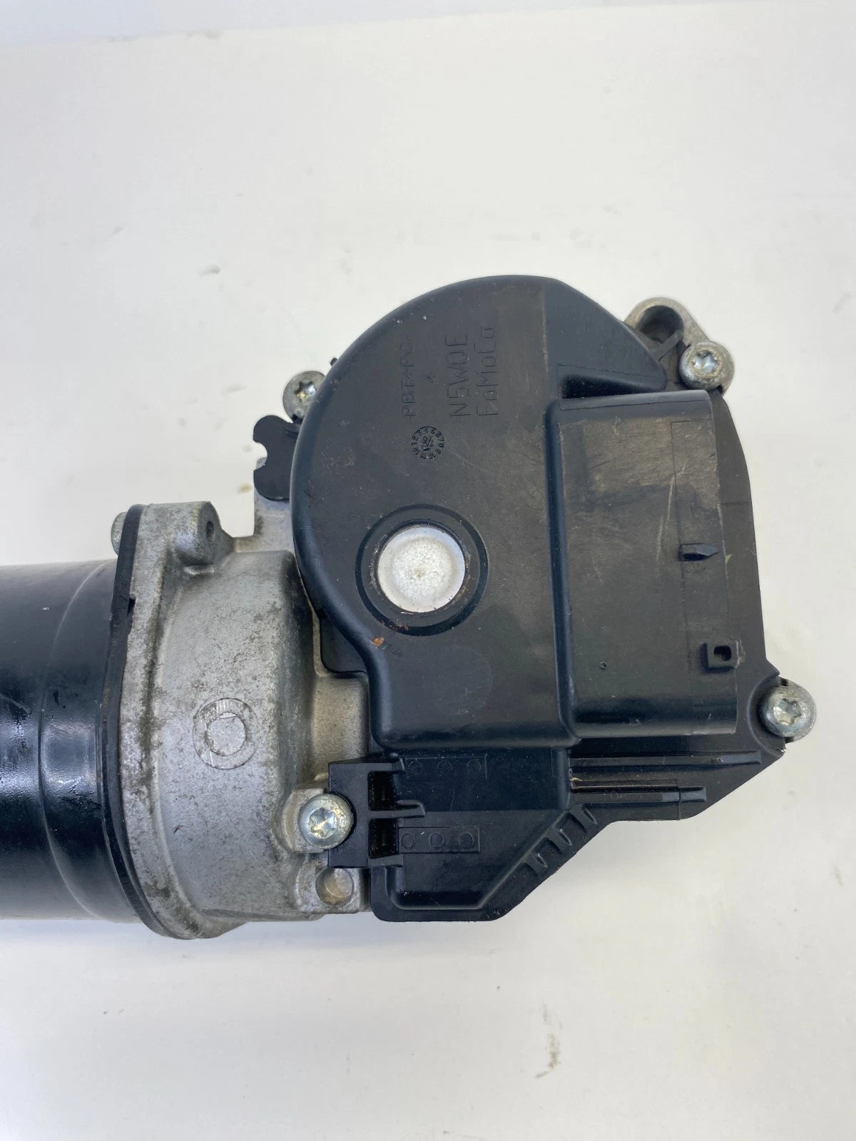 2013-2019 Ford Police Interceptor Sedan Front Windshield Wiper Motor Assy OEM
