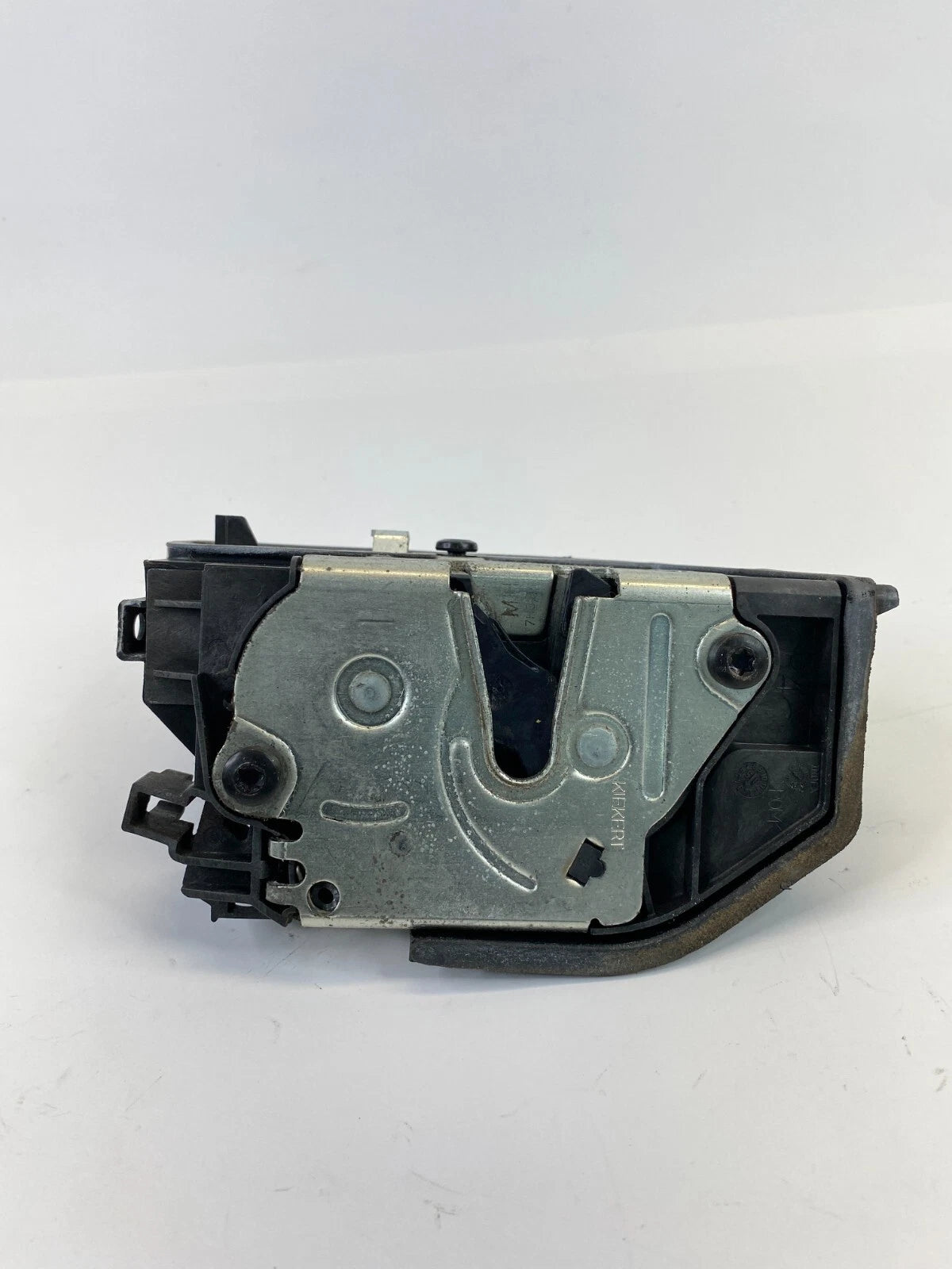 2004-2007 BMW 530I FRONT RIGHT SIDE DOOR LOCK LATCH RELEASE ACTUATOR 7167068 OEM