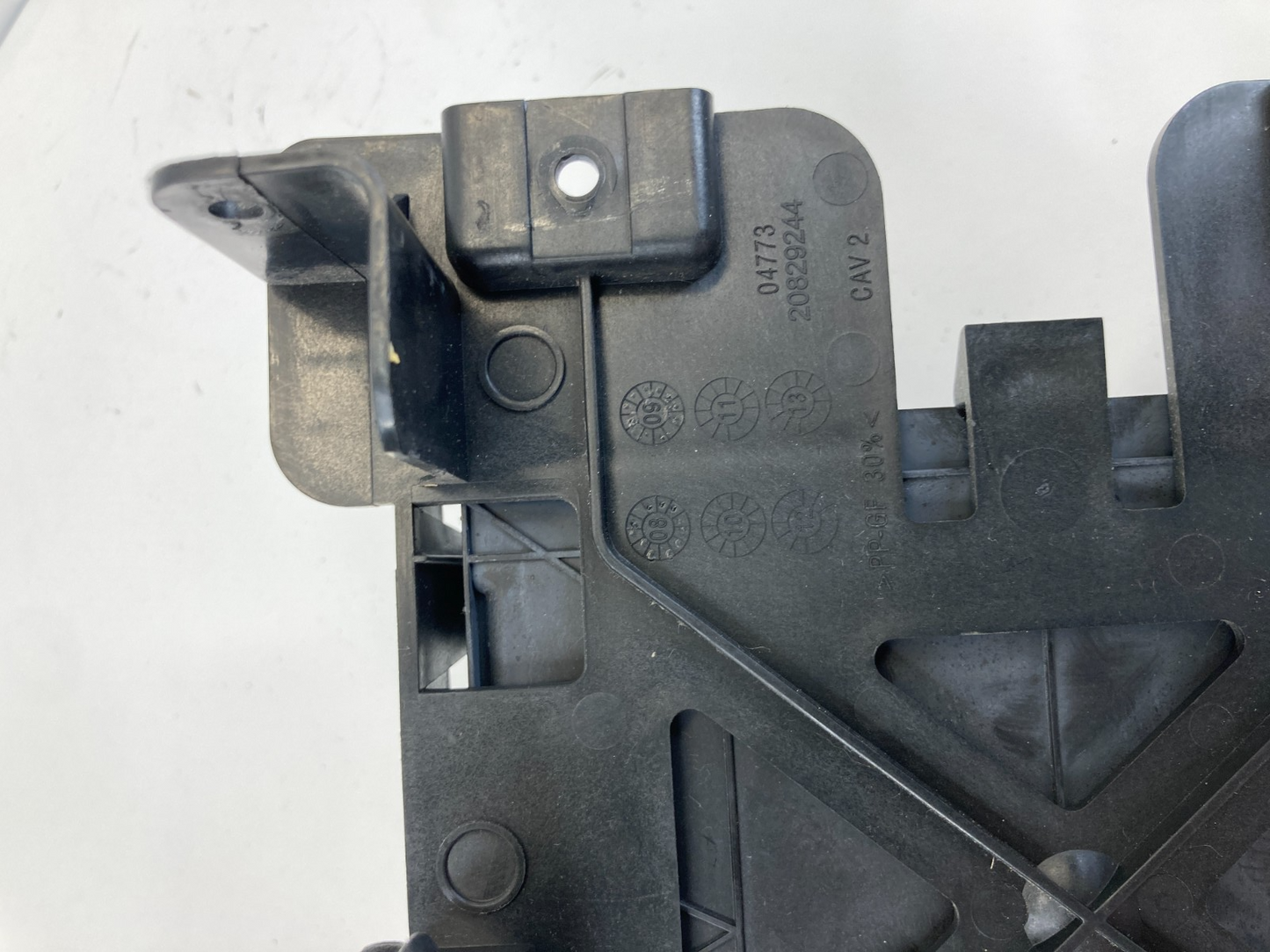 2010-2013 GMC Terrain 3.0L V6 A/T Body Control Module Unit BCM 13574844 OEM