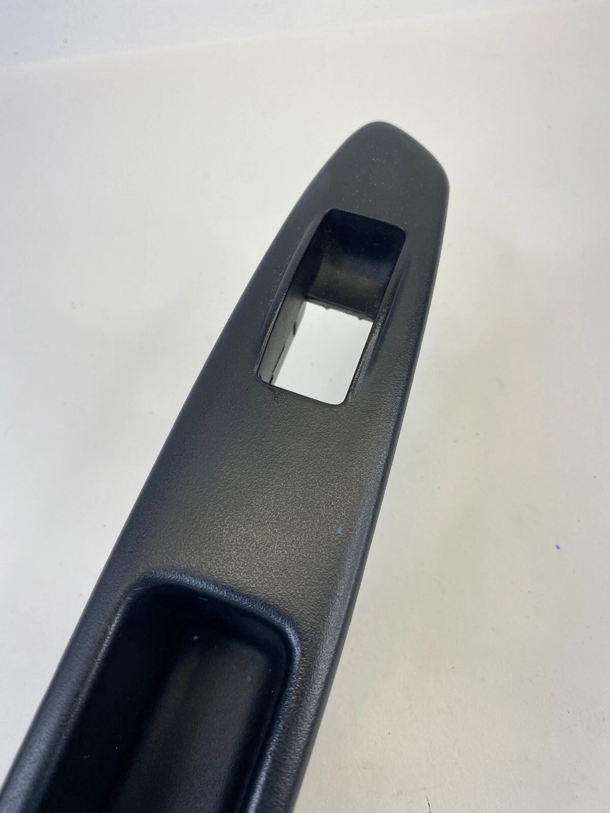 03-08 SUBARU FORESTER REAR LEFT BACK SIDE DOOR WINDOW SWITCH BEZEL TRIM COVER