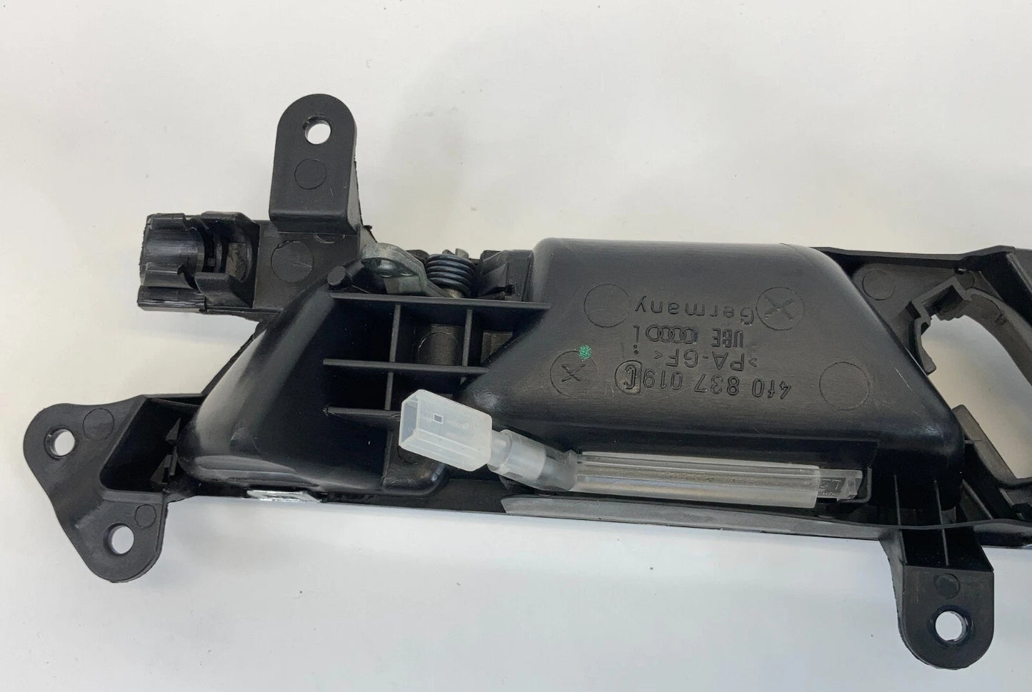 2006-2011 AUDI A6 FRONT LEFT SIDE INTERIOR DOOR HANDLE W/ BEZEL 4F0837019C OEM