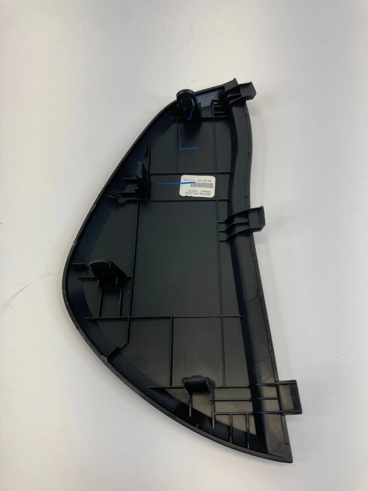 2013-2019 NISSAN SENTRA RIGHT SIDE DASH END CAP COVER PANEL TRIM 68498-3SG0A OEM