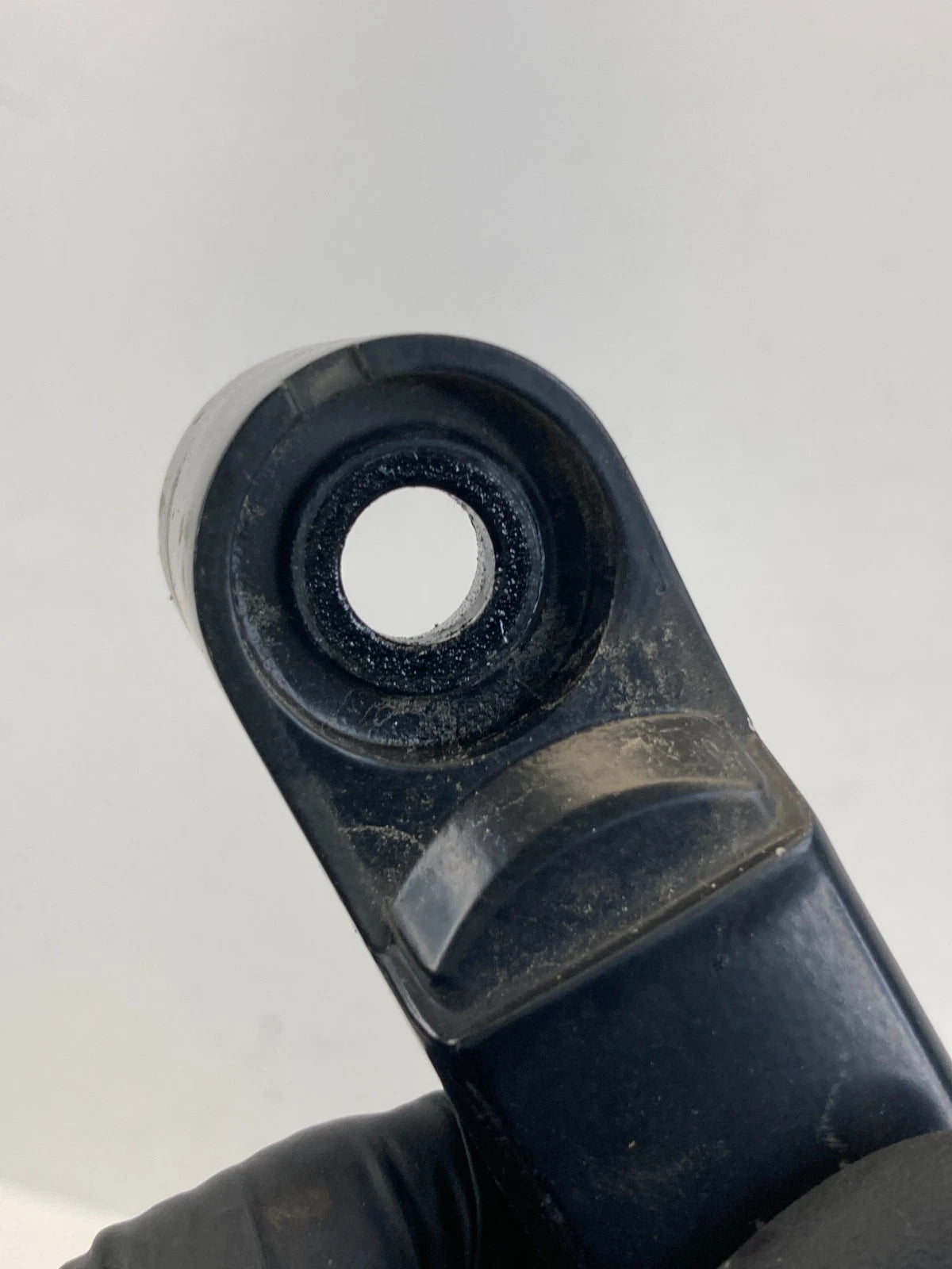 2013-2020 Nissan Pathfinder Front Windshield Wiper Arm Pair Set OEM