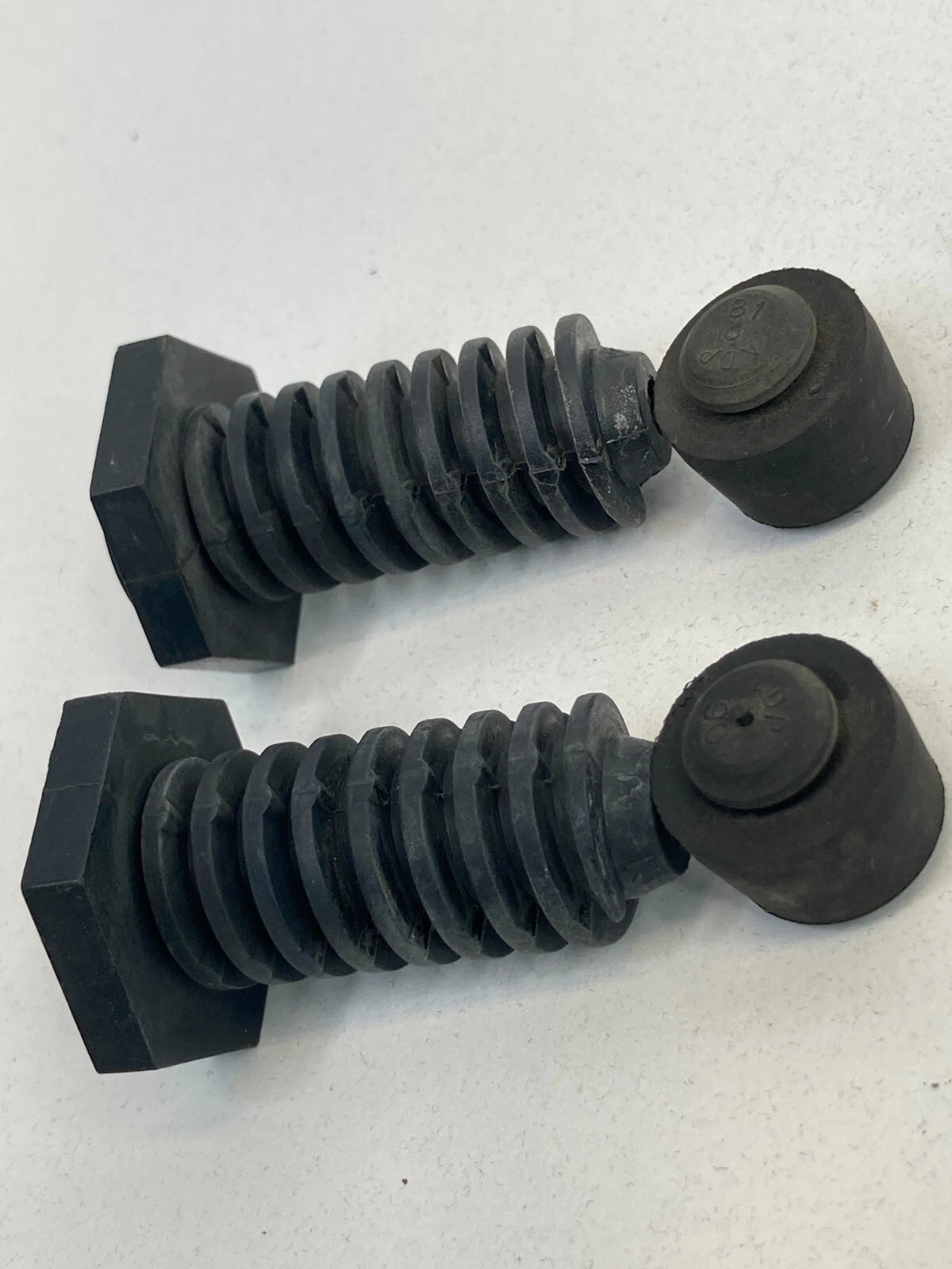 2007-2012 DODGE CALIBER FRONT HOOD ADJUSTER BUMPER STOP RUBBER SET OEM