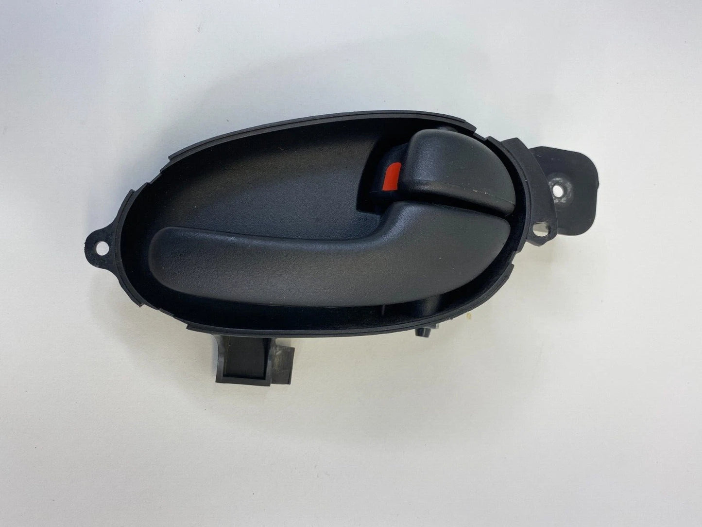 2002-2009 CHEVROLET TRAILBLAZER FRONT RIGHT PASSENGER SIDE INTERIOR DOOR HANDLE