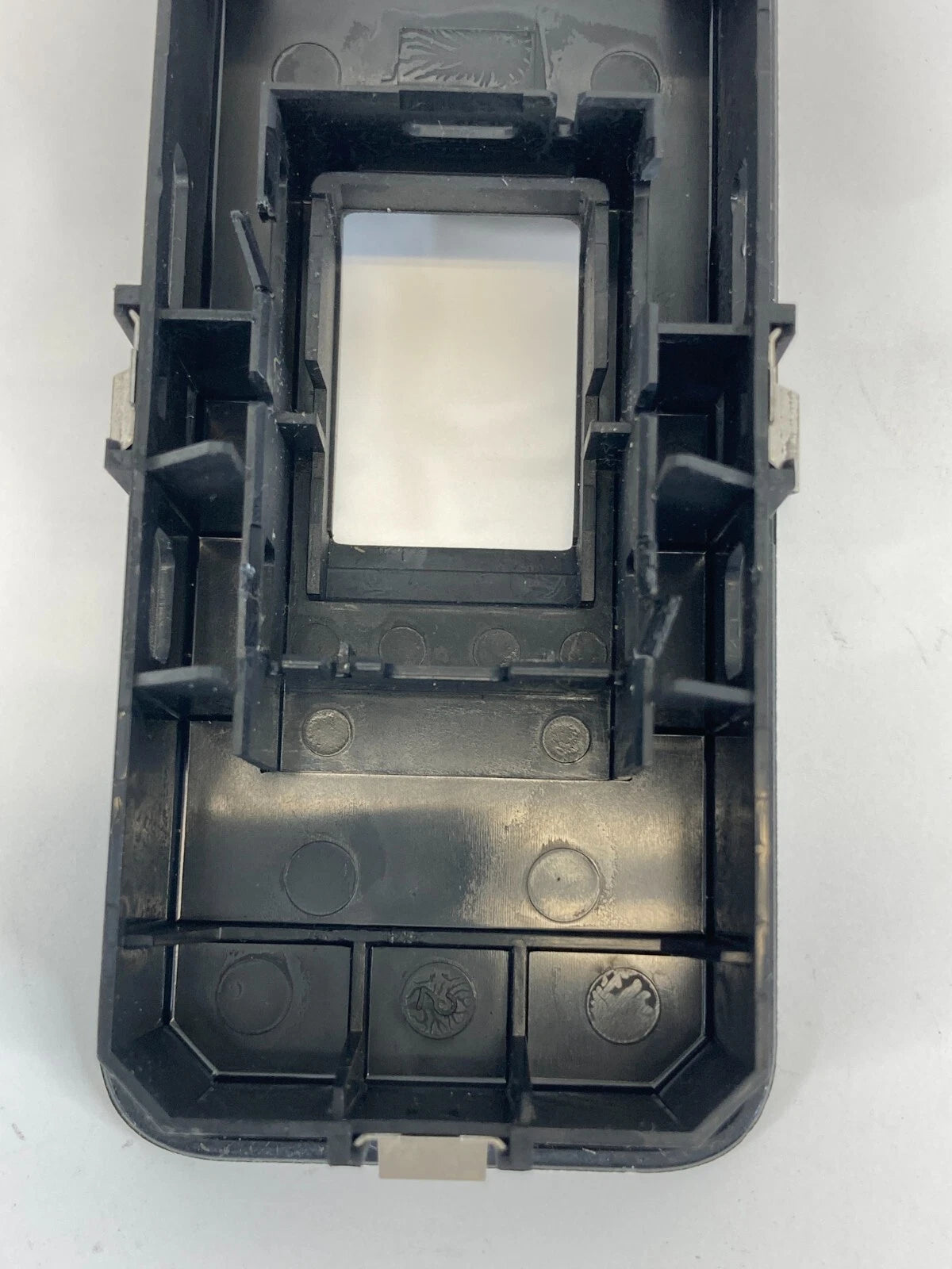 06-09 LAND ROVER RANGE ROVER SPORT FRONT RIGHT DOOR WINDOW SWITCH BEZEL TRIM OEM