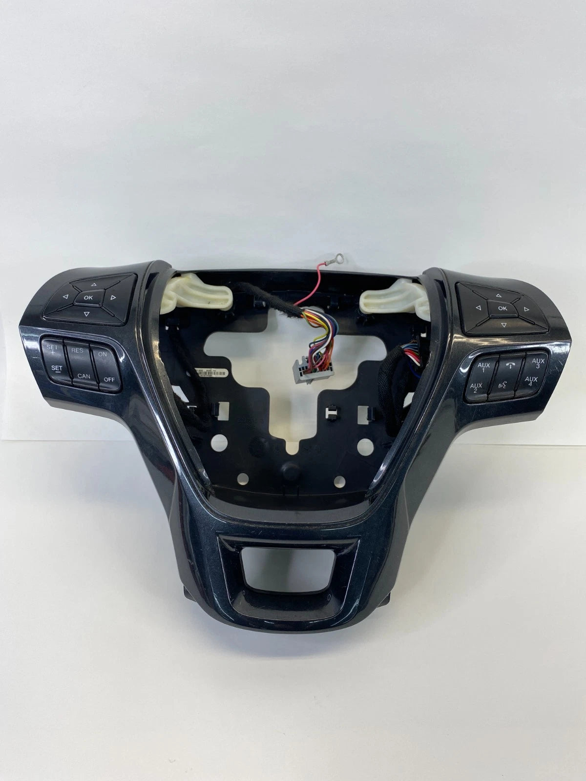 16-19 FORD EXPLORER POLICE UTILITY STEERING WHEEL CRUISE AUDIO SWITCHES W/ BEZEL