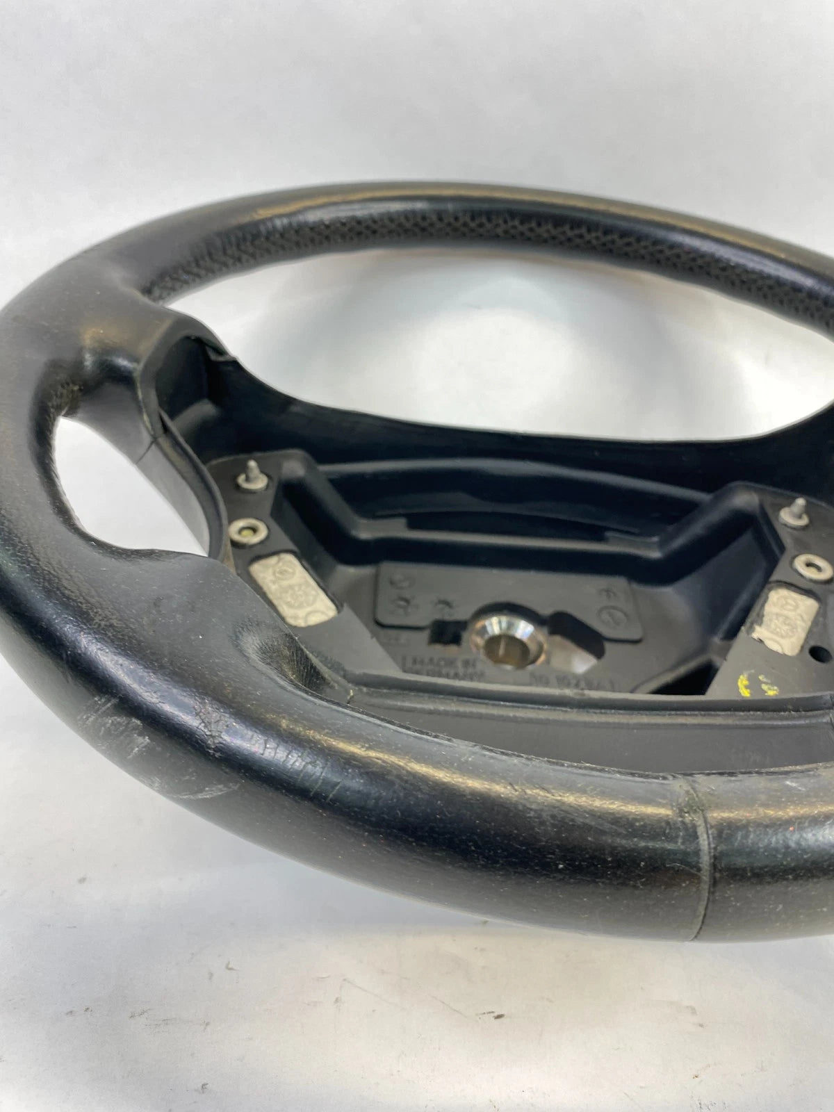 2001-2005 MERCEDES-BENZ C240 C320 STEERING WHEEL ASSEMBLY BLACK OEM A2034600903