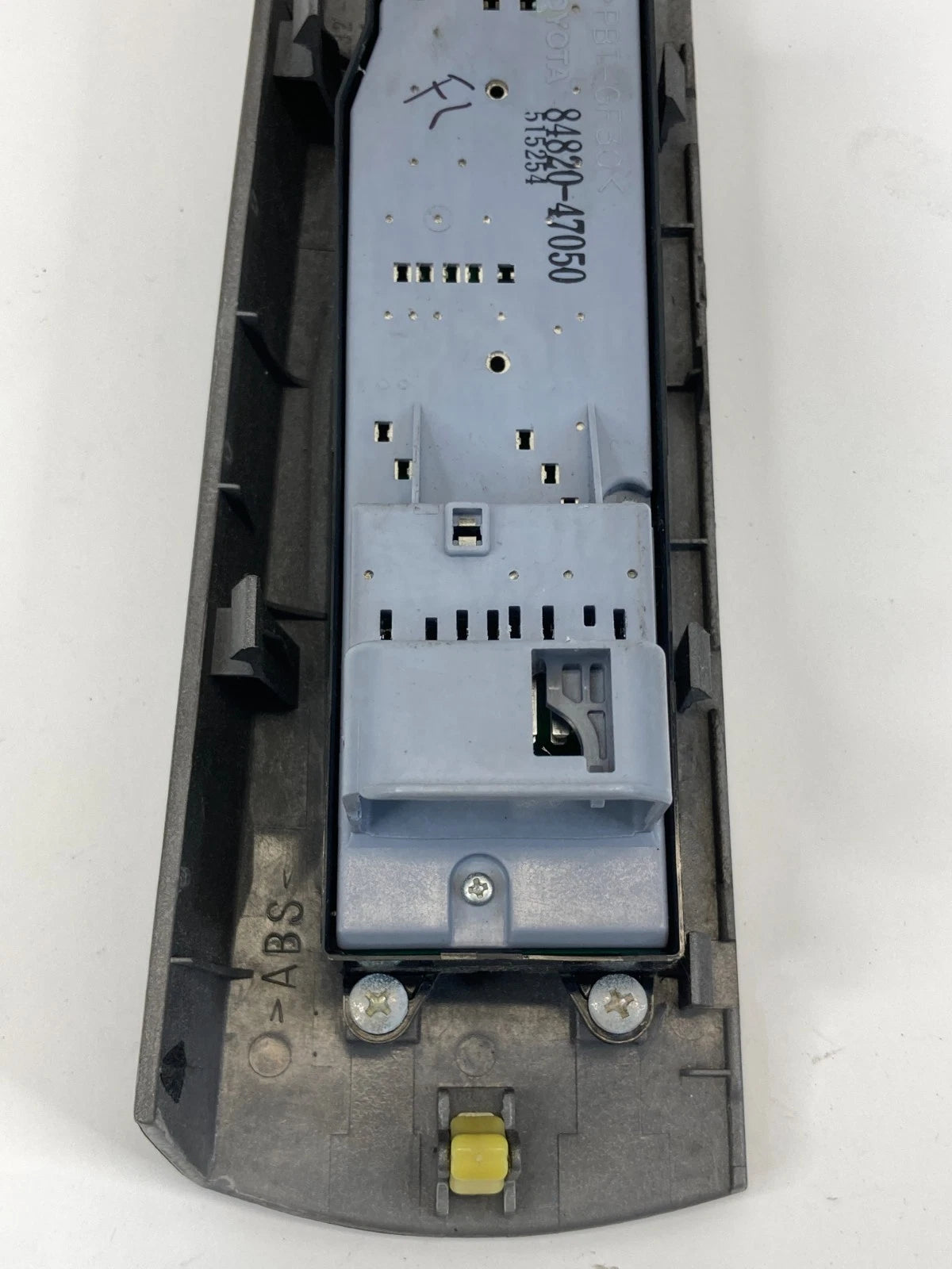 2004-2009 TOYOTA PRIUS FRONT LEFT POWER WINDOW SWITCH WITH BEZEL OEM 84820-47050