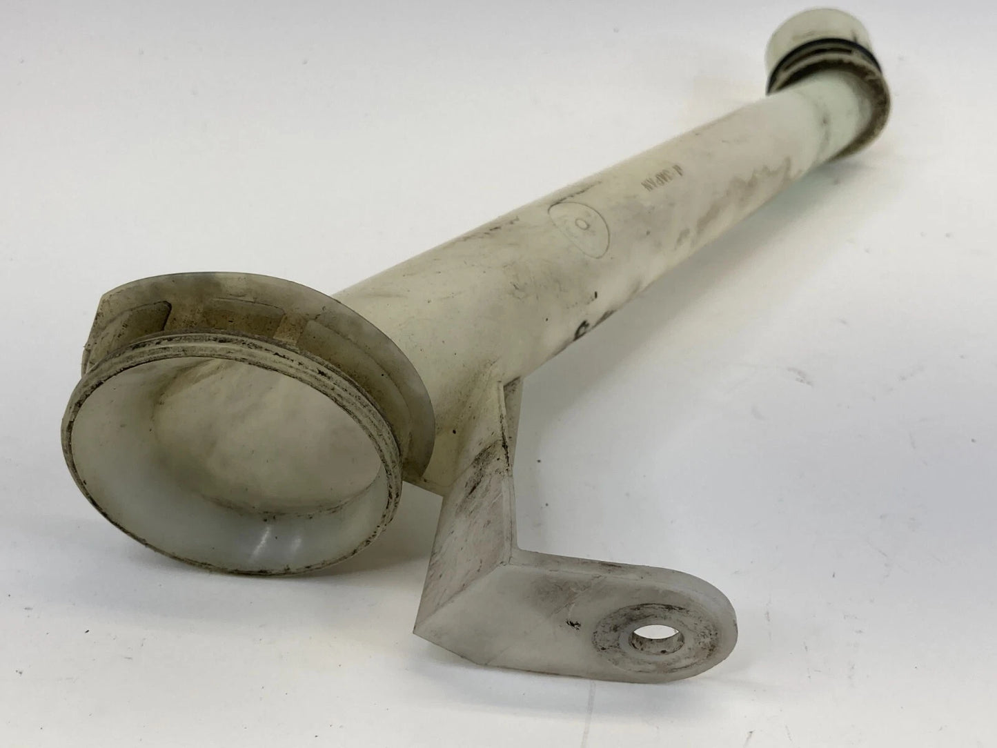 2008-2013 NISSAN ROGUE WINDSHIELD WIPER WASHER RESERVOIR TUBE PIPE OEM