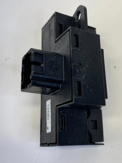 2009 2010 CHRYSLER 300 HAZARD WARNING LIGHT CONTROL SWITCH 68025900AA