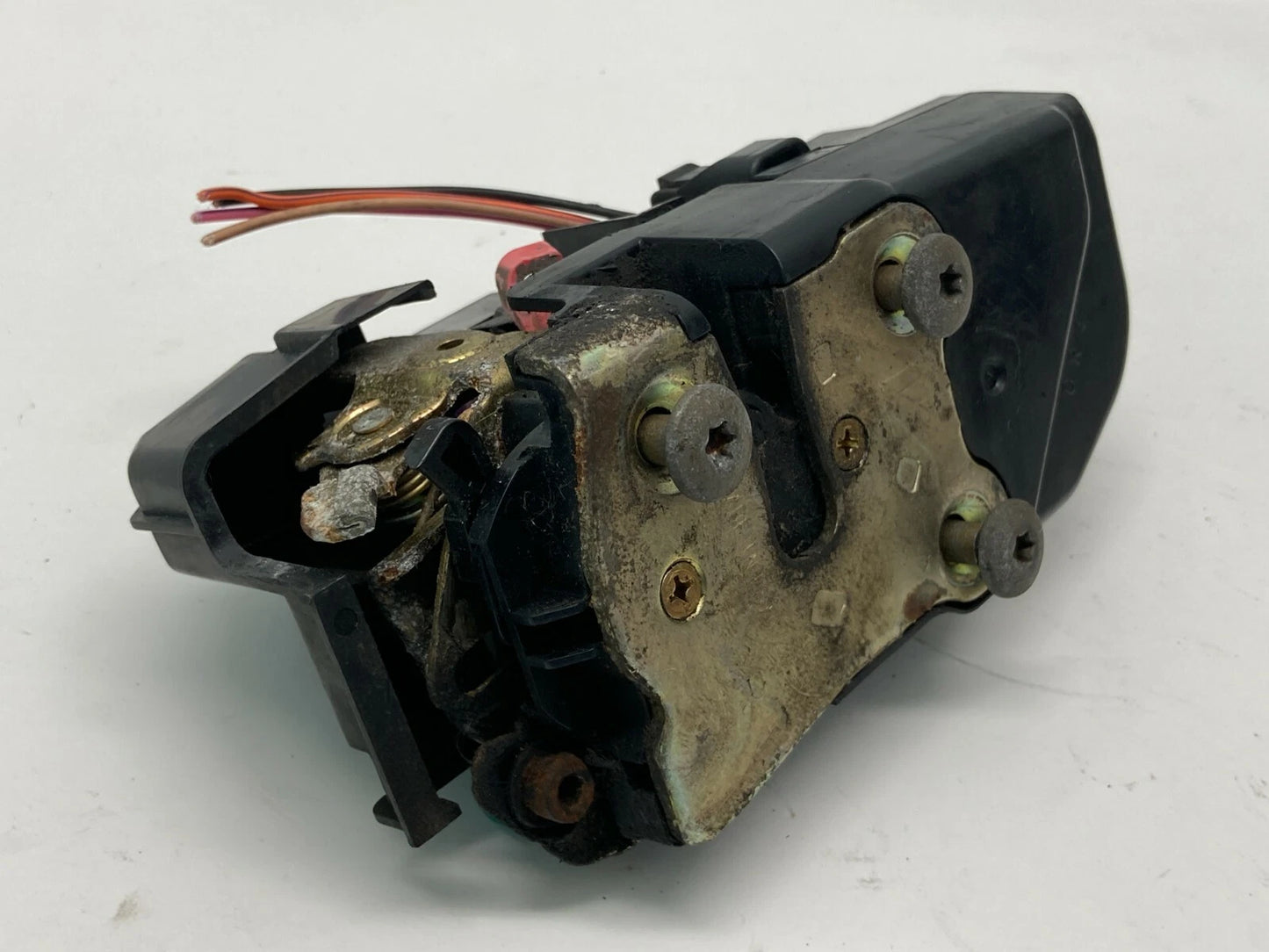 1999-2004 JEEP GRAND CHEROKEE FRONT RIGHT PASSENGER SIDE DOOR LOCK LATCH ASSY