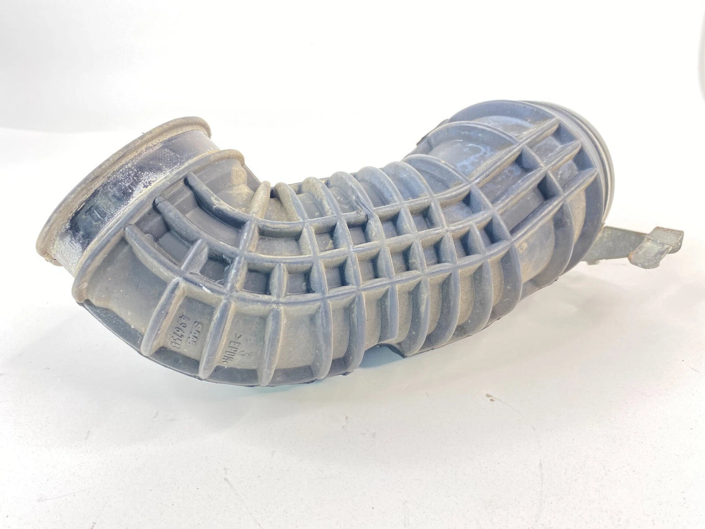 1999-2009 SAAB 9-5 2.3L 3.0L V6 TURBO AIR CLEANER INTAKE HOSE DUCT 4967543 OEM