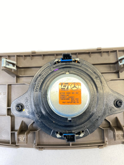 06-12 MERCEDES-BENZ R350 CENTER DASH AUDIO SPEAKER HARMAN KARDON LOGIC 7 W TRIM