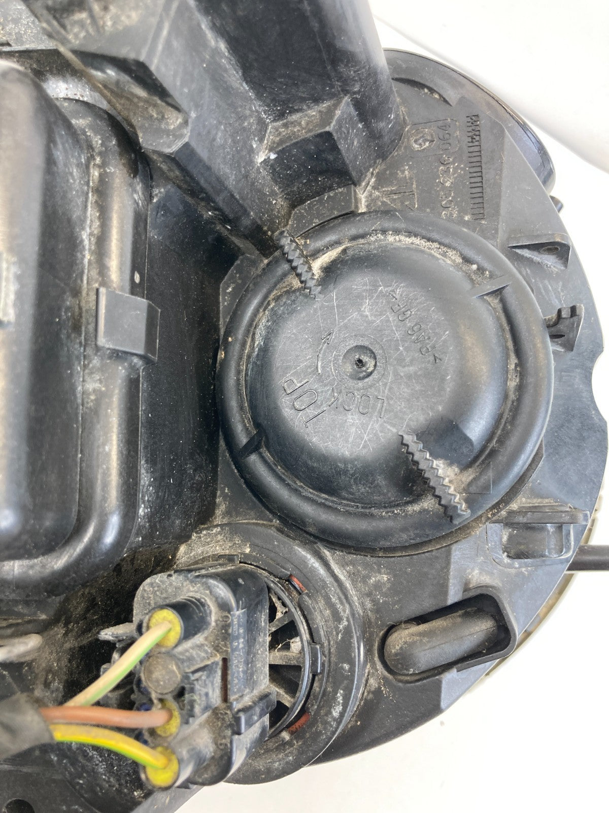 2005-2008 Mini Cooper Front Left Driver Headlight Headlamp Head Lamp Halogen OEM