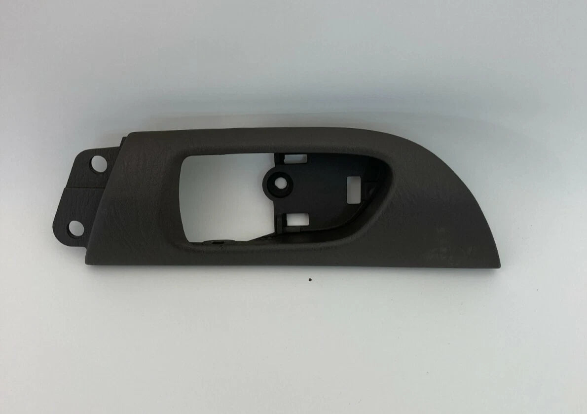 1998-2005 LEXUS GS300 01-05 GS430 REAR LEFT INNER DOOR HANDLE BEZEL RR LH OEM