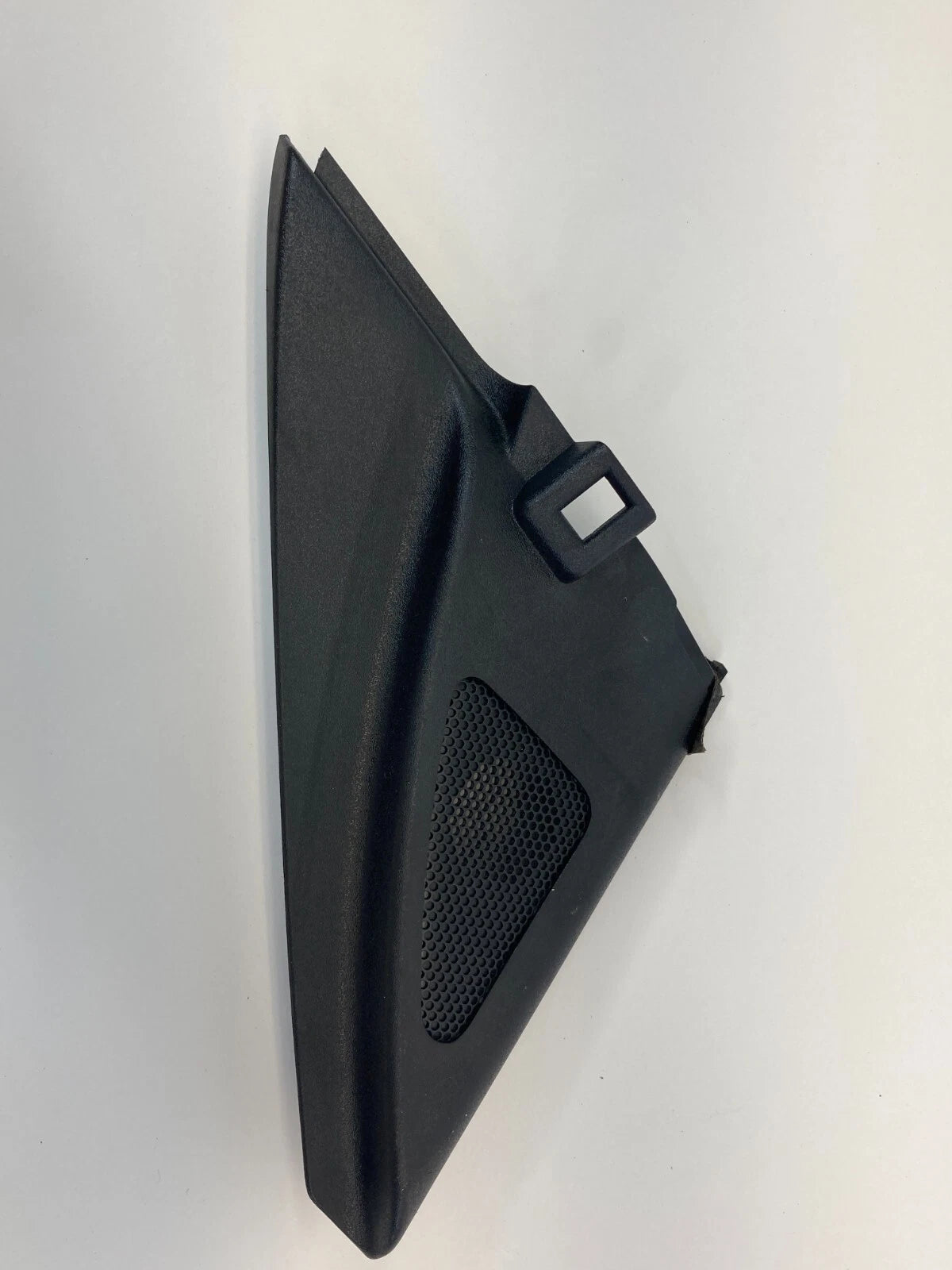 09-13 INFINITI G37 SEDAN FRONT LEFT DOOR TWEETER CORNER COVER TRIM 80293-JK010