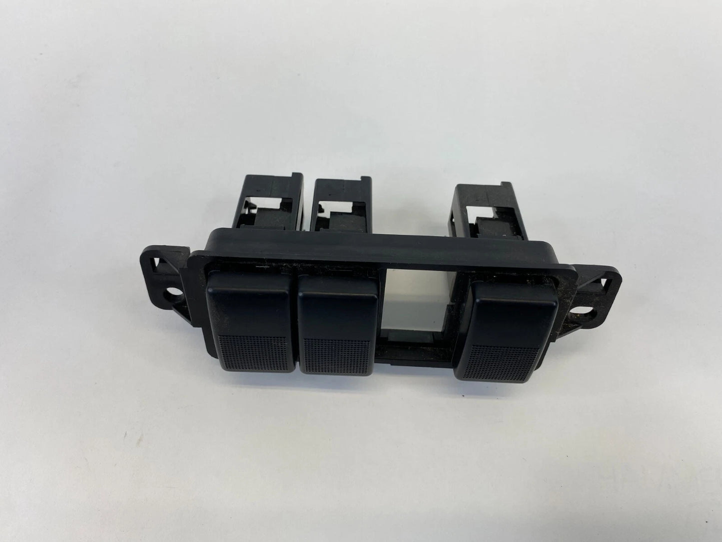 2004 2005 2006 MAZDA MPV DASH LEFT DRIVER SIDE SWITCH PANEL TRIM BEZEL OEM