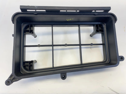 2015-2017 CHRYSLER 200 2.4L AIR CLEANER BODY HOUSING TRIM 68212804AE OEM
