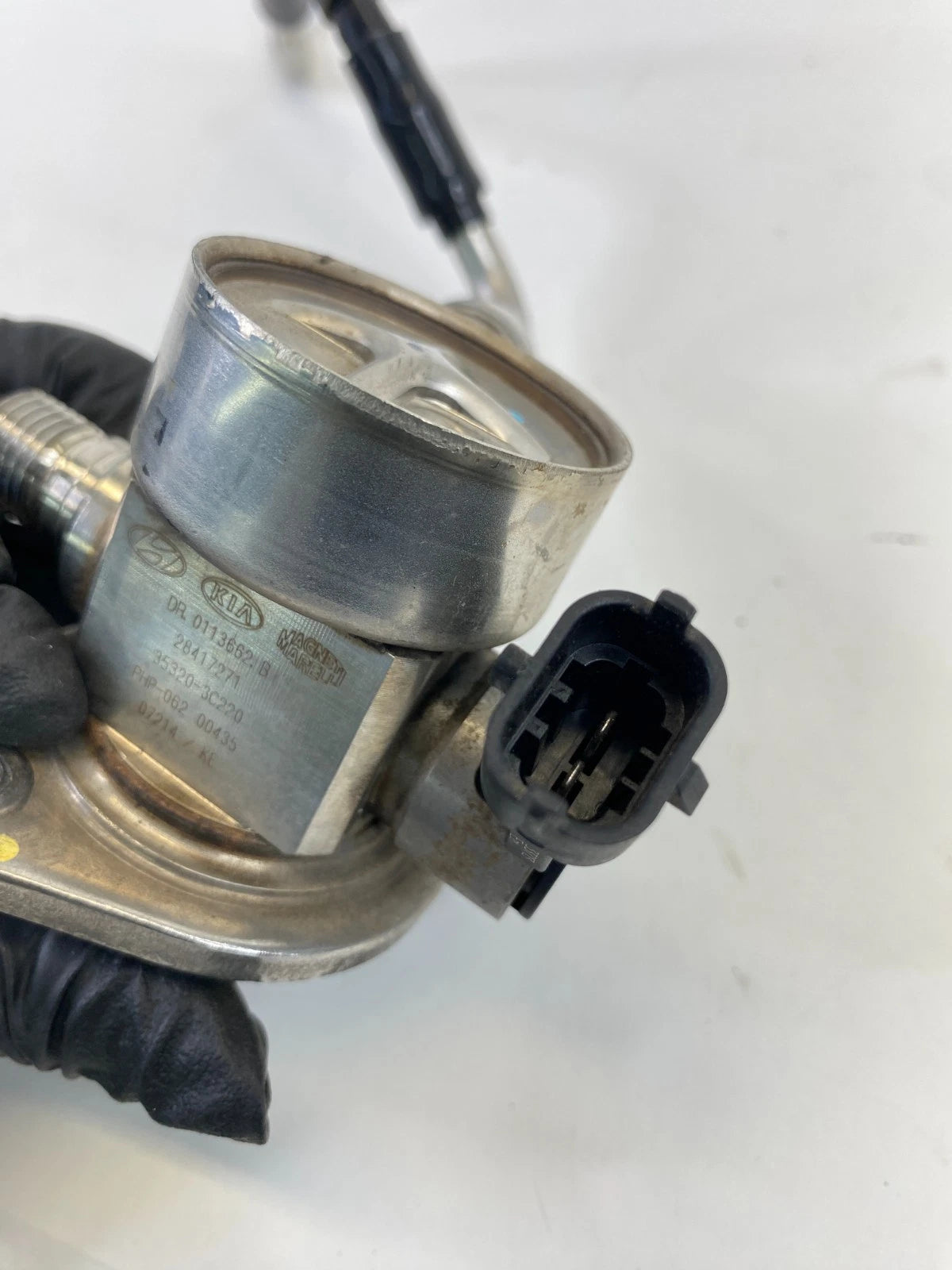 2013-2018 HYUNDAI SANTA FE 3.3L ENGINE HIGH PRESSURE FUEL PUMP 35320-3C220 OEM