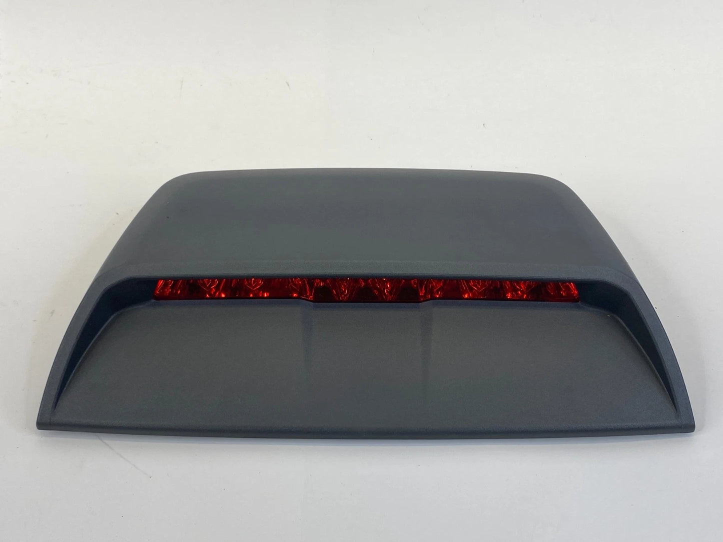 11-16 CHEVROLET CRUZE SEDAN 3RD THIRD BRAKE STOP LIGHT LAMP HIGH MOUNT 96828256