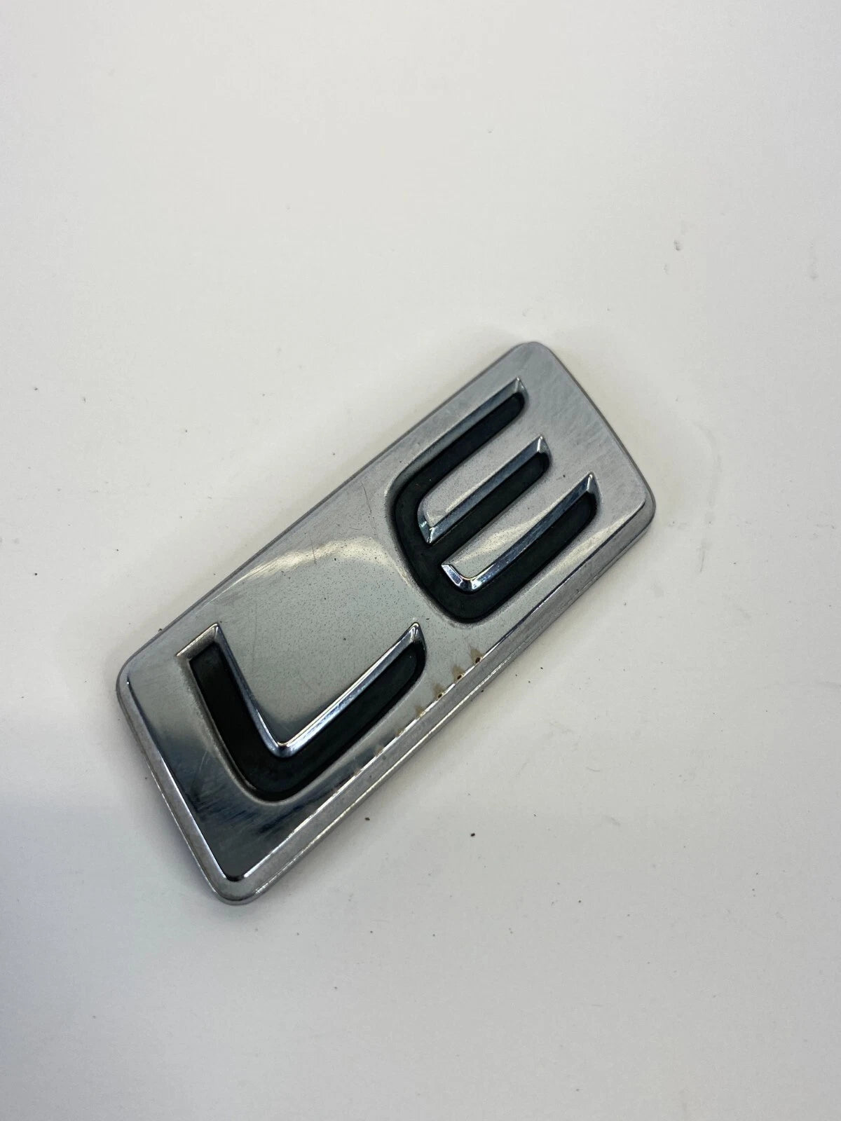 03 04 05 06 07 08 TOYOTA COROLLA LE TRUNK LID LOGO EMBLEM BADGE CHROME OEM