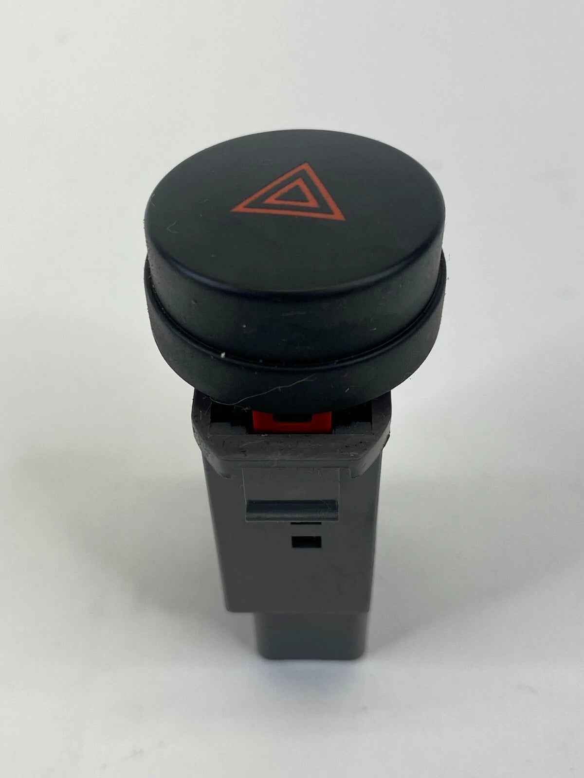 2009-2011 CHEVROLET AVEO5 EMERGENCY HAZARD LIGHT CONTROL BUTTON SWITCH OEM