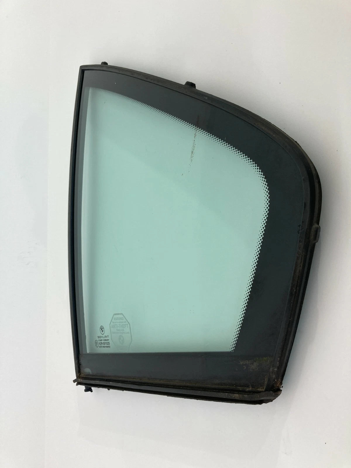 95-01 BMW 740I 740IL REAR LEFT BACK DOOR WINDOW VENT QUARTER GLASS 43R-001025