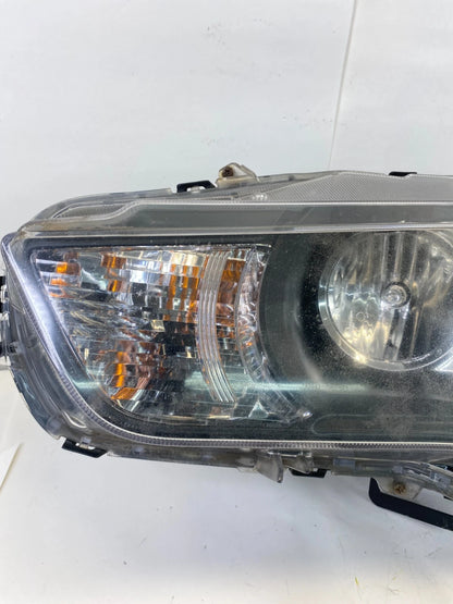 2010-2013 MITSUBISHI OUTLANDER FRONT LEFT SIDE HALOGEN HEADLIGHT HEAL LAMP OEM