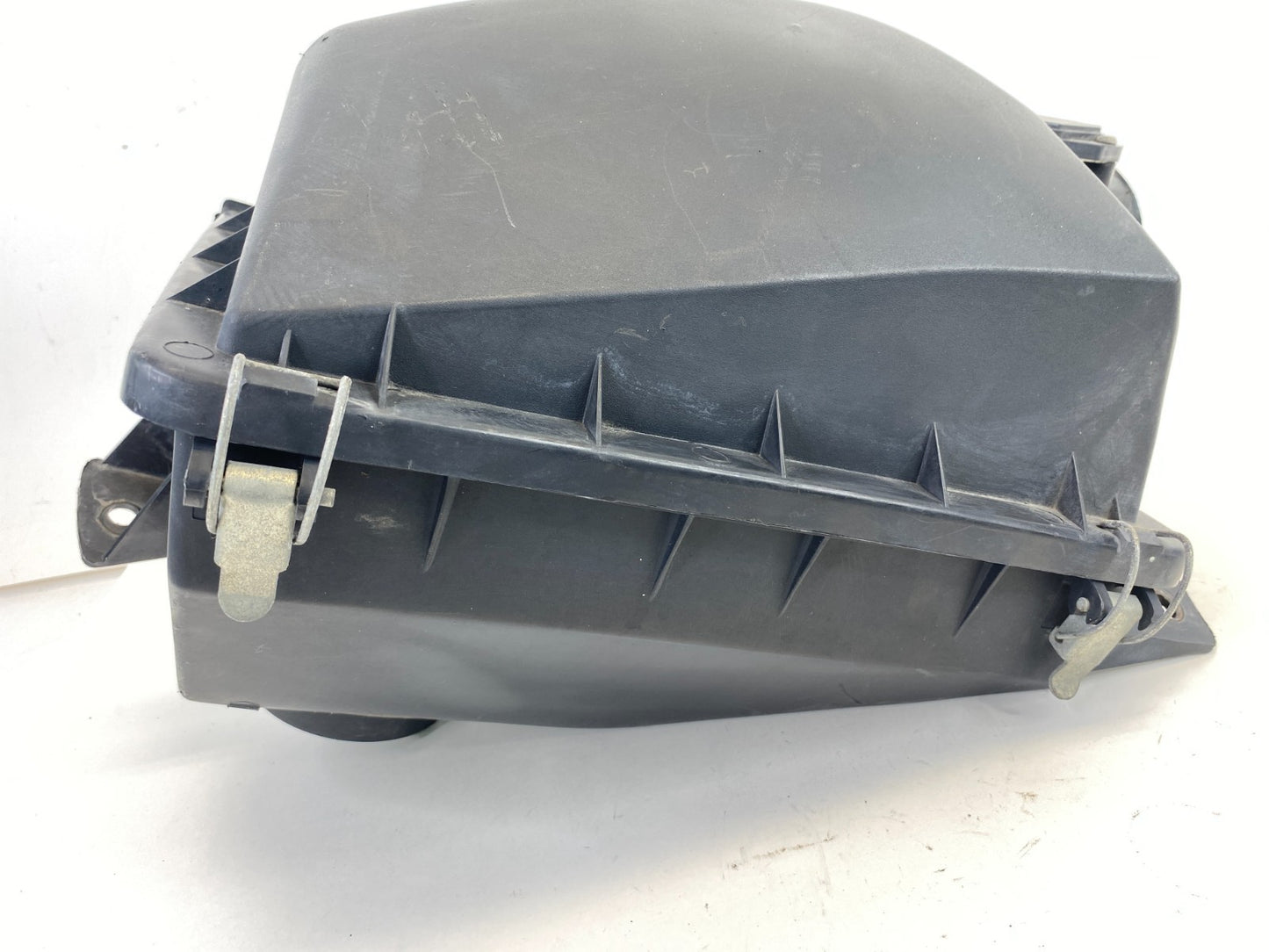 2000 2001 2002 Lincoln Town Car Air Intake Cleaner Box Housing Filter OEM