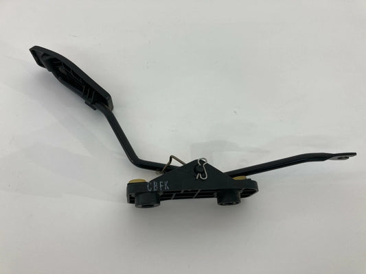 2006-2011 HYUNDAI ACCENT GAS ACCELERATOR PEDAL LEVER ARM ASSEMBLY PART UNIT OEM