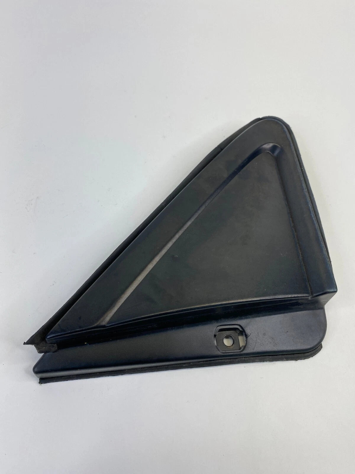 99-04 HONDA ODYSSEY FRONT RIGHT SIDE EXTERIOR CORNER FENDER TRIM COVER 75490S0XA