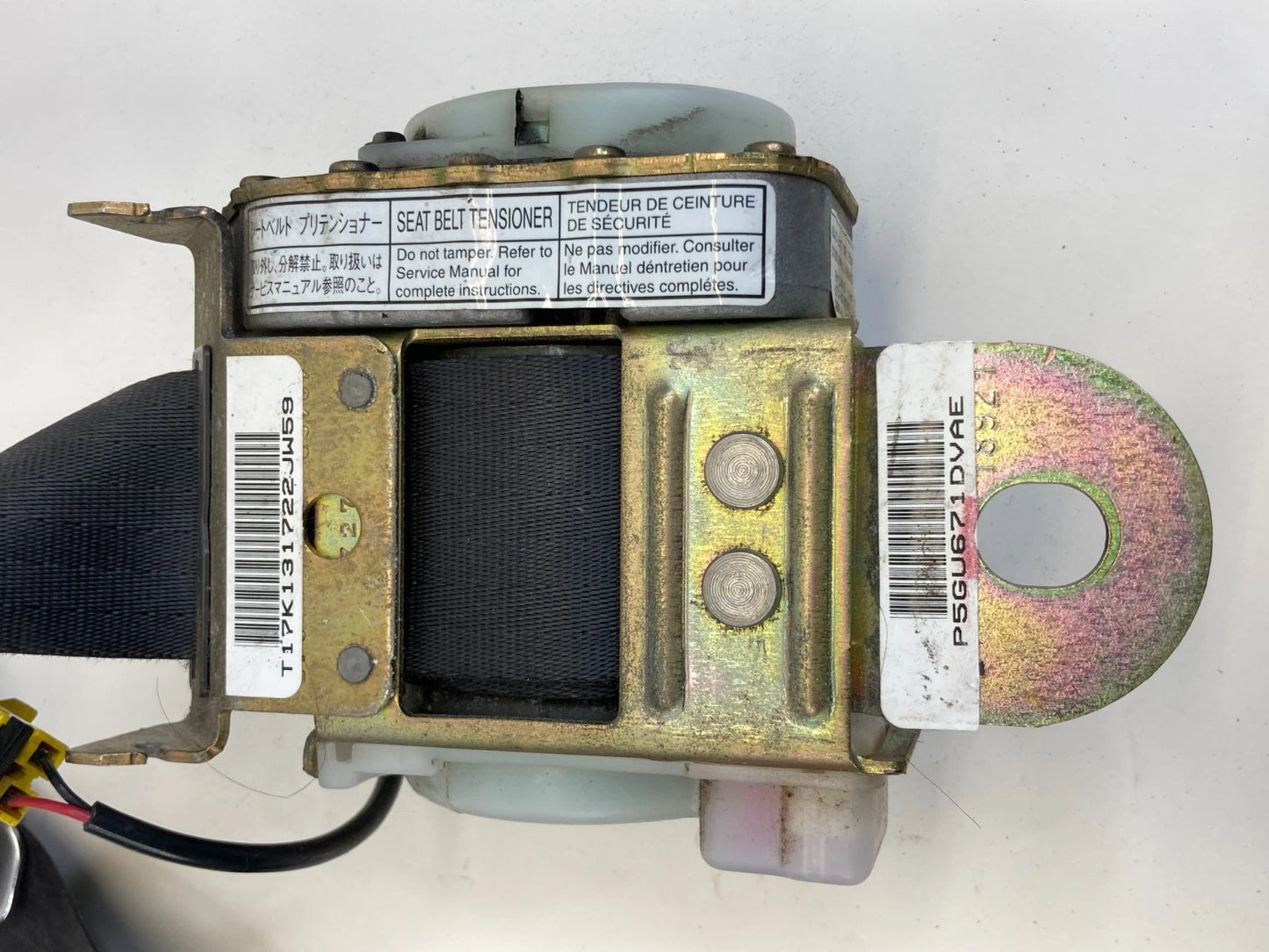 2002-2005 DODGE RAM 1500 FRONT LEFT DRIVER SEAT BELT RETRACTOR OEM