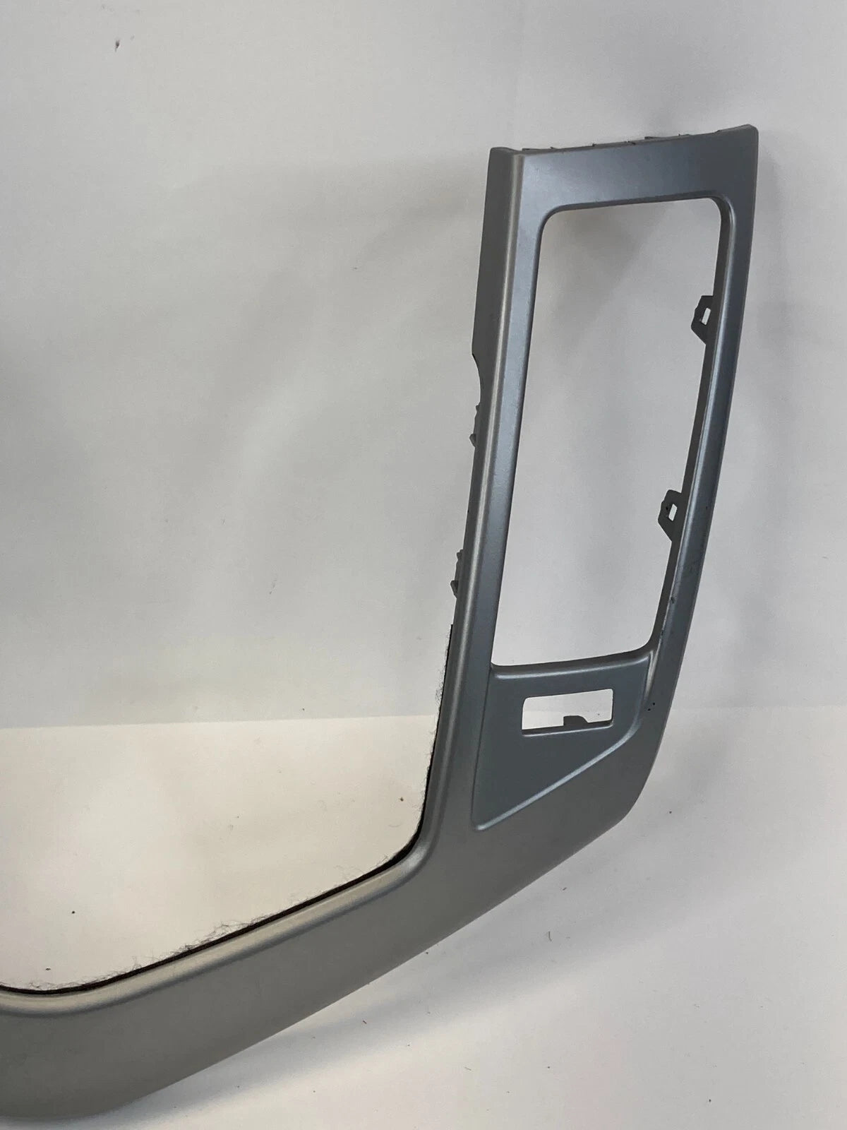 2011-2016 CHEVROLET CRUZE DASH RADIO SURROUND TRIM BEZEL PANEL 94567907 OEM