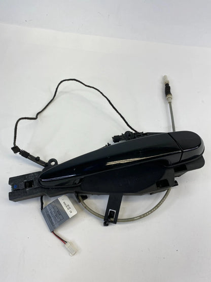 2006 06 BMW 330I REAR RIGHT SIDE EXTERIOR OUTER DOOR HANDLE 7770-8607 OEM