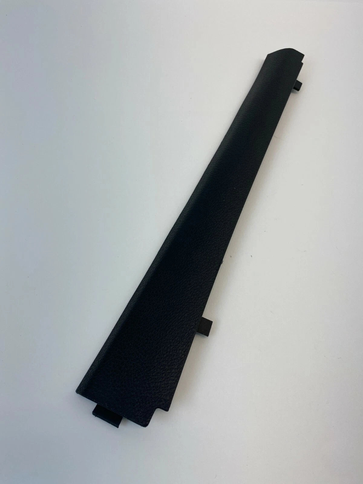2005-2010 VOLKSWAGEN JETTA FRONT LEFT SIDE LOWER A PILLAR TRIM OEM 1K0868223