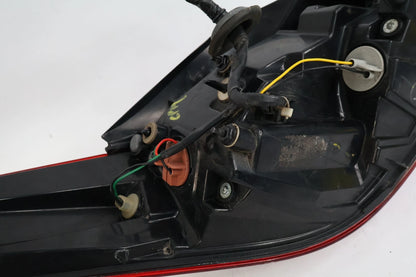 2014-2016 HYUNDAI ELANTRA REAR RIGHT SIDE HALOGEN TAILLIGHT TAIL LAMP 92402-3Y5