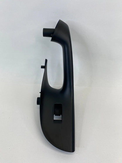 06-10 VOLKSWAGEN PASSAT REAR LEFT DOOR PULL HANDLE WINDOW SWITCH BEZEL 3C4867179