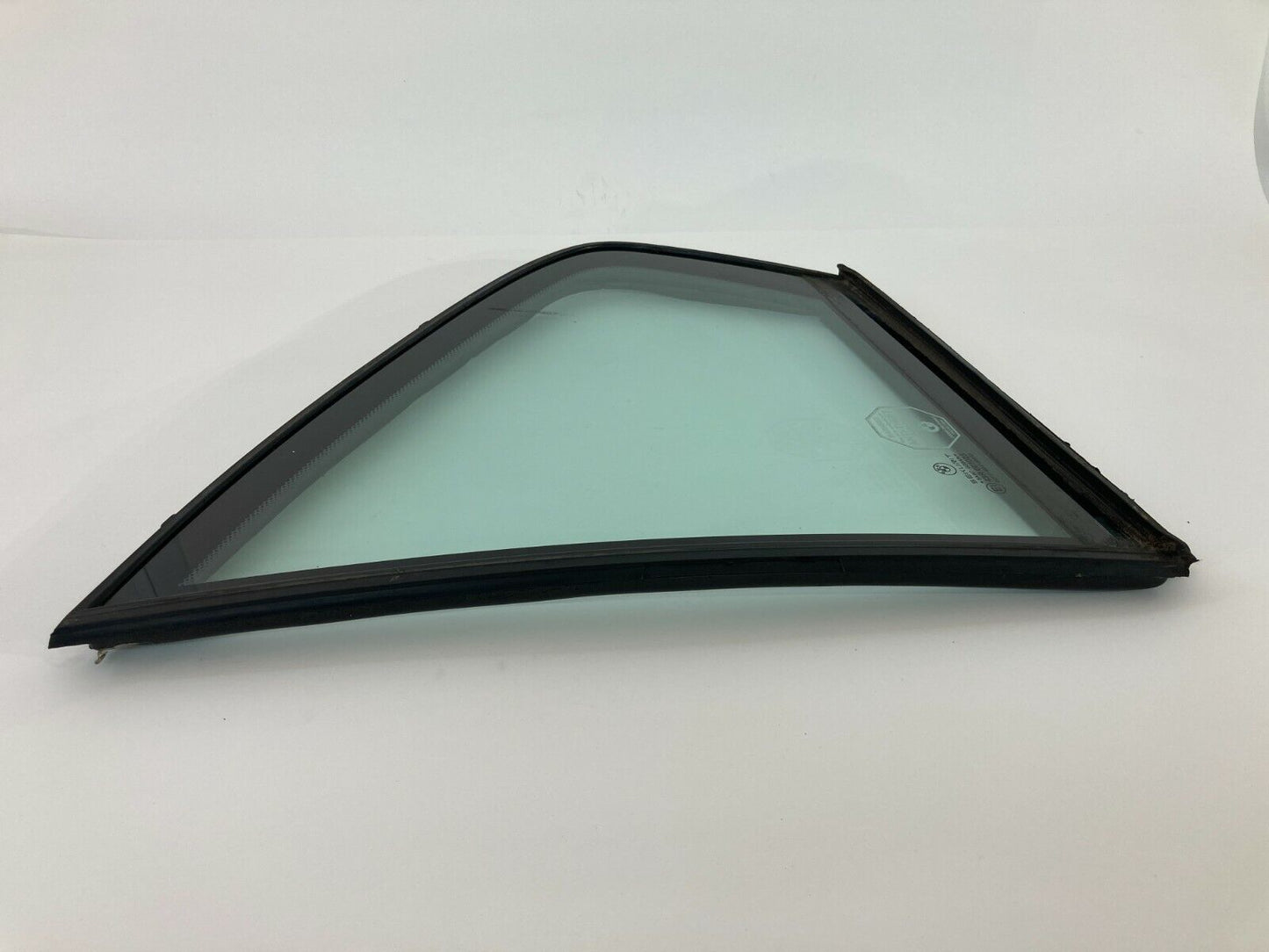 1995-2001 BMW 740i 740iL Rear Left Back Door Vent Window Quarter Glass 43R-00102