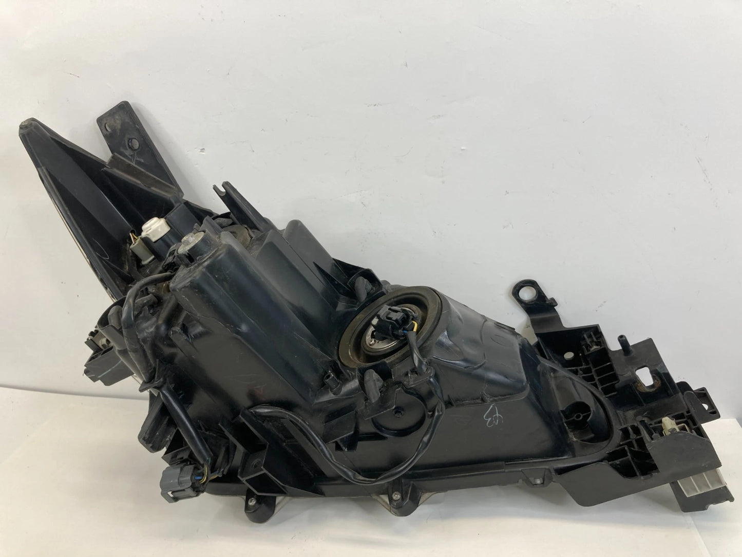 2014-2016 MAZDA3 MAZDA 3 FRONT LEFT HALOGEN HEADLIGHT HEAD LAMP B45A-51040 OEM