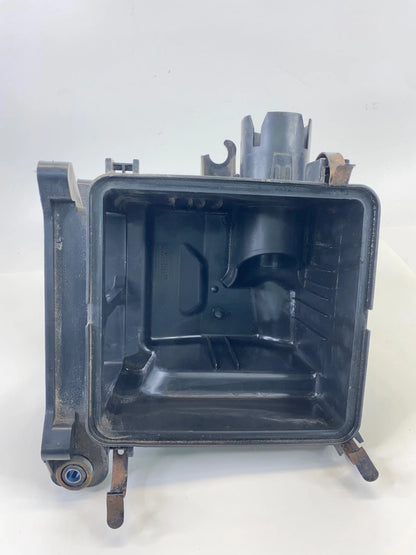 2007-2010 HYUNDAI ELANTRA AIR CLEANER FILTER BOX LOWER HOUSING OEM 28112-2H100